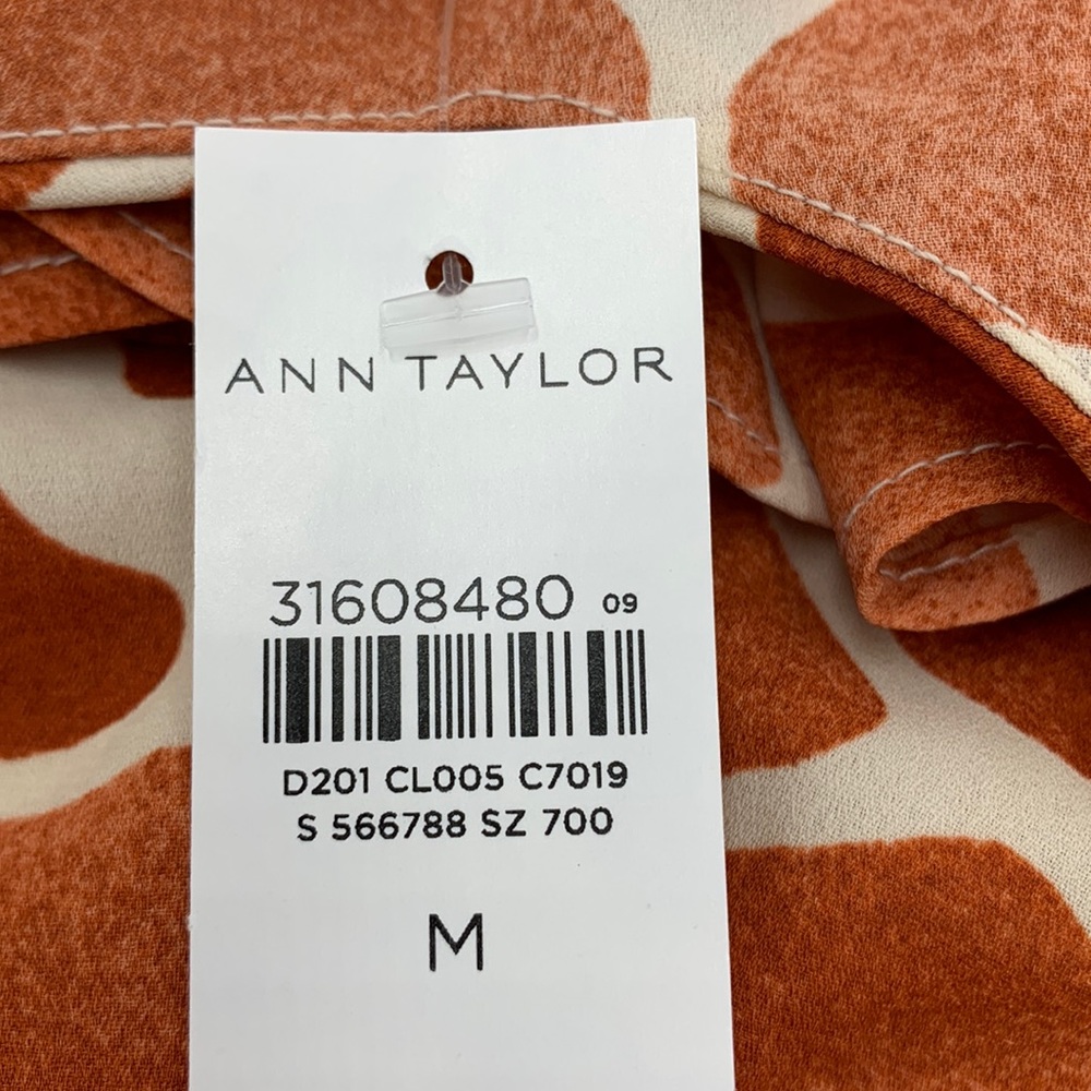 Ann Taylor Giraffe Print Ruffle Neck Top Size Medium - Picture 7 of 11